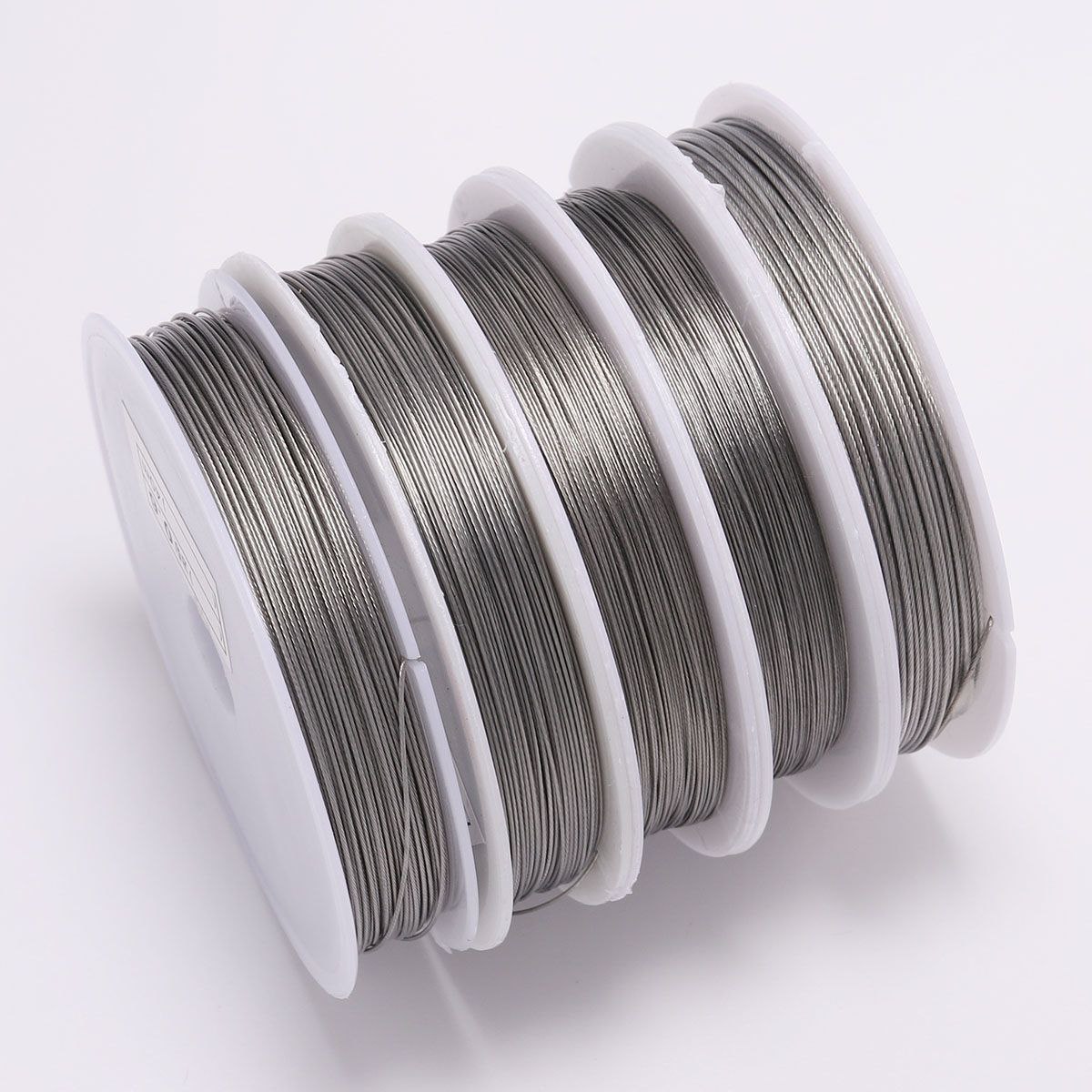 1 Roll Resistant Strong Line 0.6-0.8mm Stainless Steel Beading Wire Jewelry Cords String Gear Wire for DIY Bracelet Necklace Making. 
