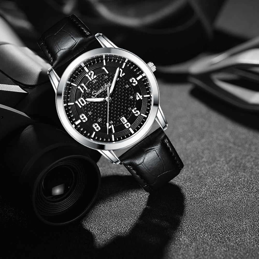 【Miga Plaza】 Men Watch Classic Style Leather Strap Watch Waterproof Quartz Leather Strap Boy Watch. 