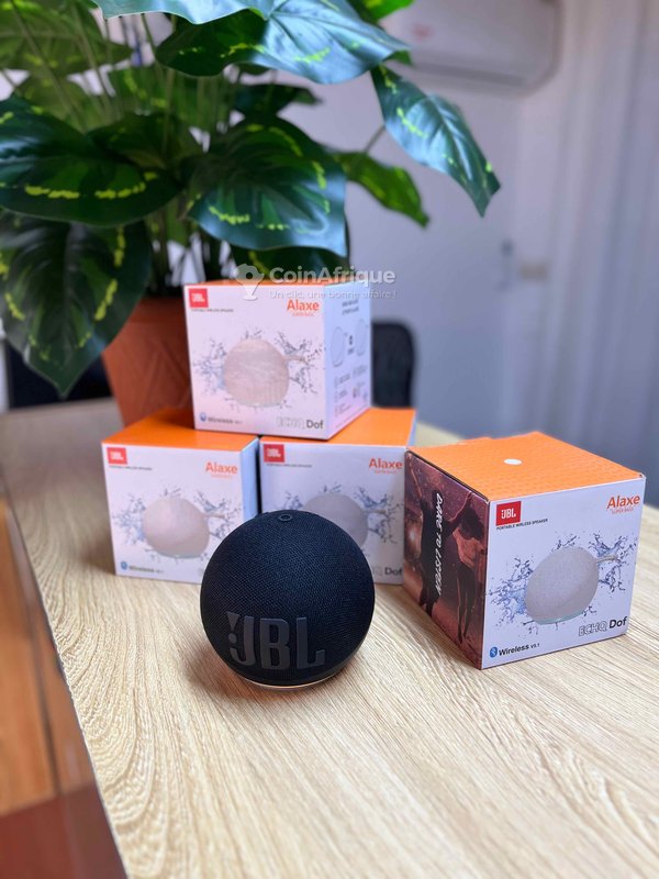 JBL Alaxe Bluetooth Speaker. 