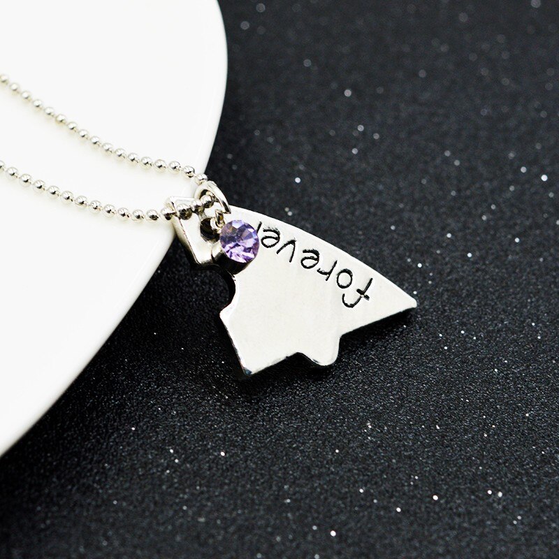 4 Pieces/Set Best Friend Necklace Fashion Ladies Pendant Necklace Bff Jewelry Matching Necklace Couple Friendship Necklace Gift. 