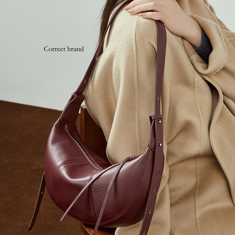 Top Designer Layer Cowhide Designer Horn Crossbody Dumpling New Genuine Niche Single Shoulder Practical Commuter Solid Color Soft Leather_voghion.com