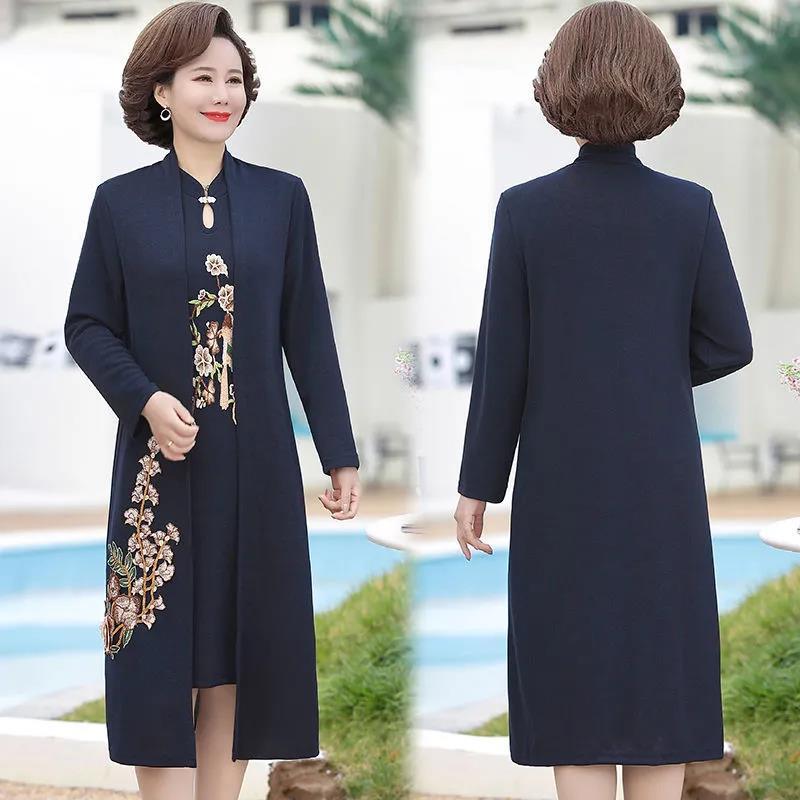 Mother-in-Law Wedding Clothes Mom Spring Clothes High-End Dress Female Summer Middle-Aged and Elderly Temperament Long Dress Western Style Two-Piece Suit. 