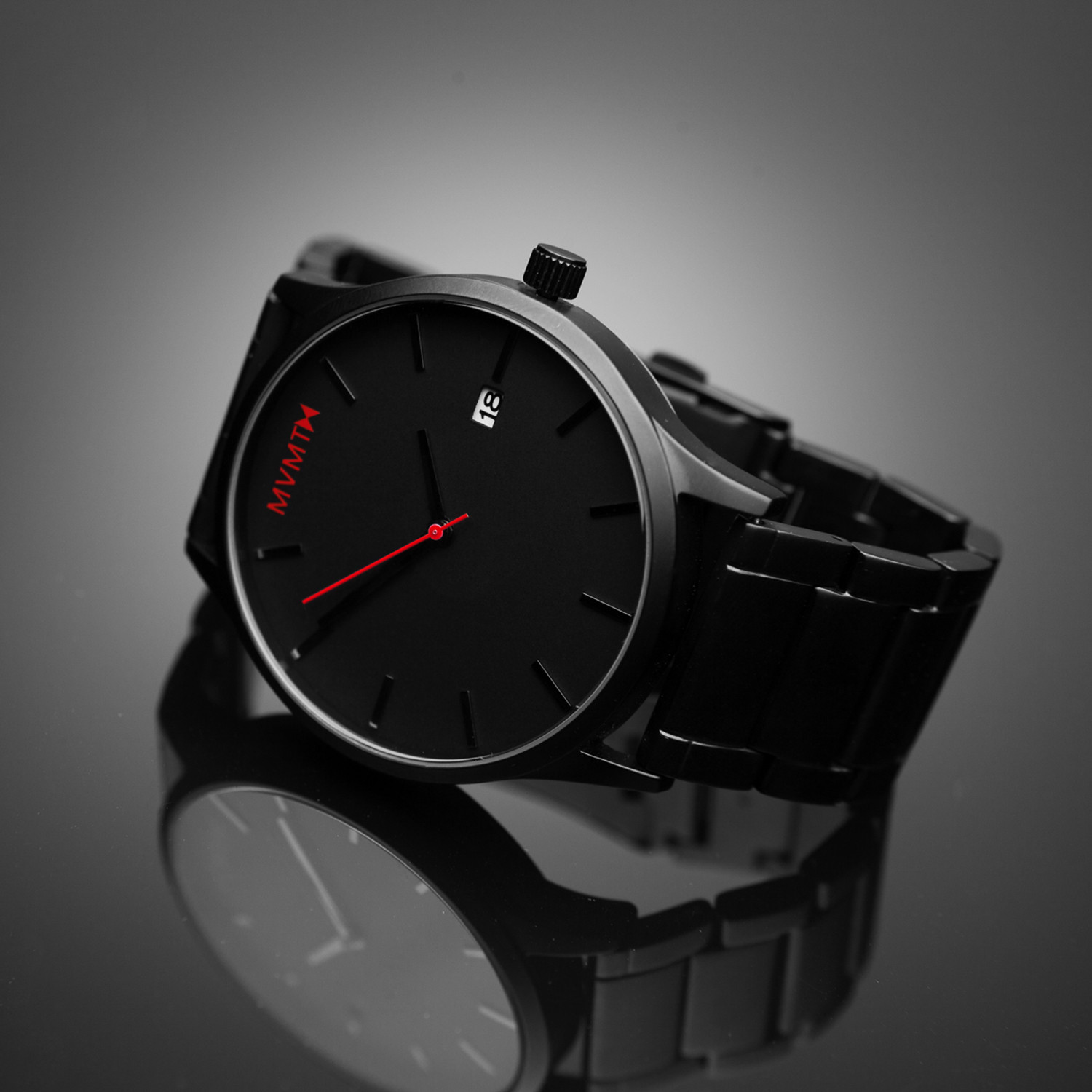 Часы черные видео. MVMT часы мужские. BMW Steel 8289 Black часы. Часы наручные черные. Черные часы мужские.