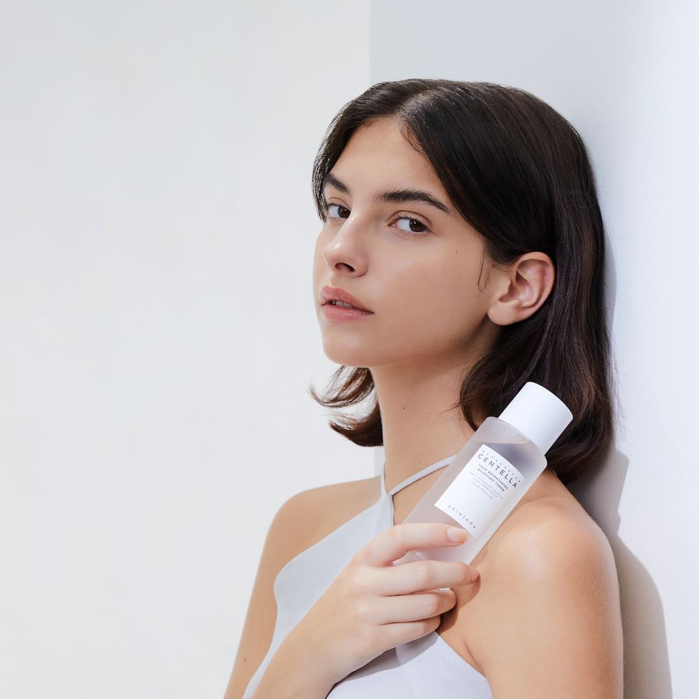 [SKIN1004 OFFICIAL] Madagascar Centella Tone Brightening Boosting Toner 210ml | skin-brightening | Centella Asiatica | Niacinamide | hyperpigmentation | Madecassoside. 