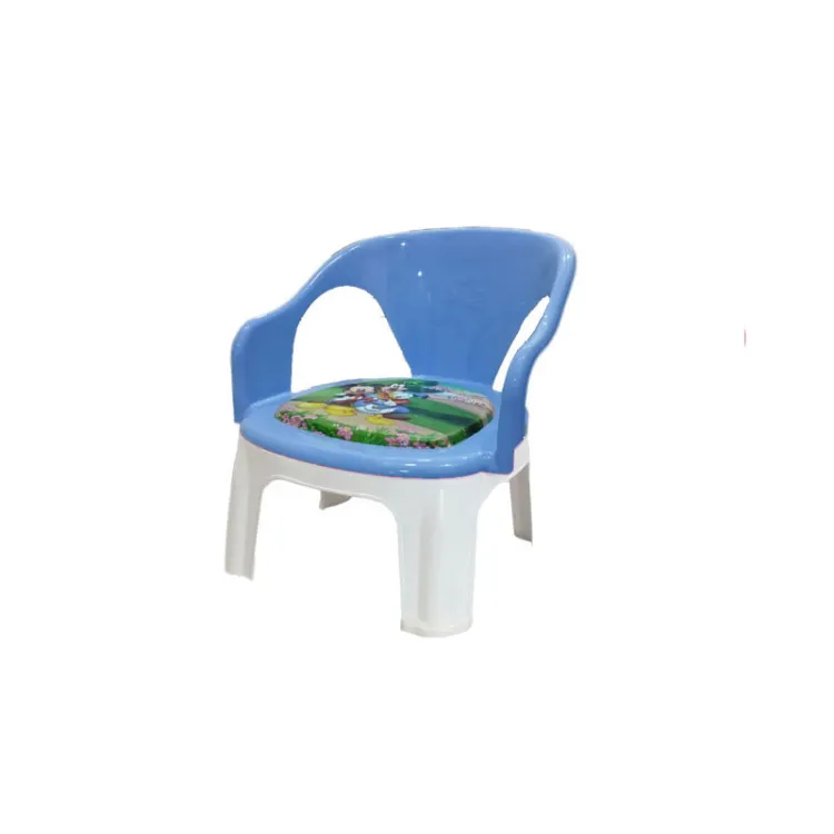 Plastic chair discount with cushion seat