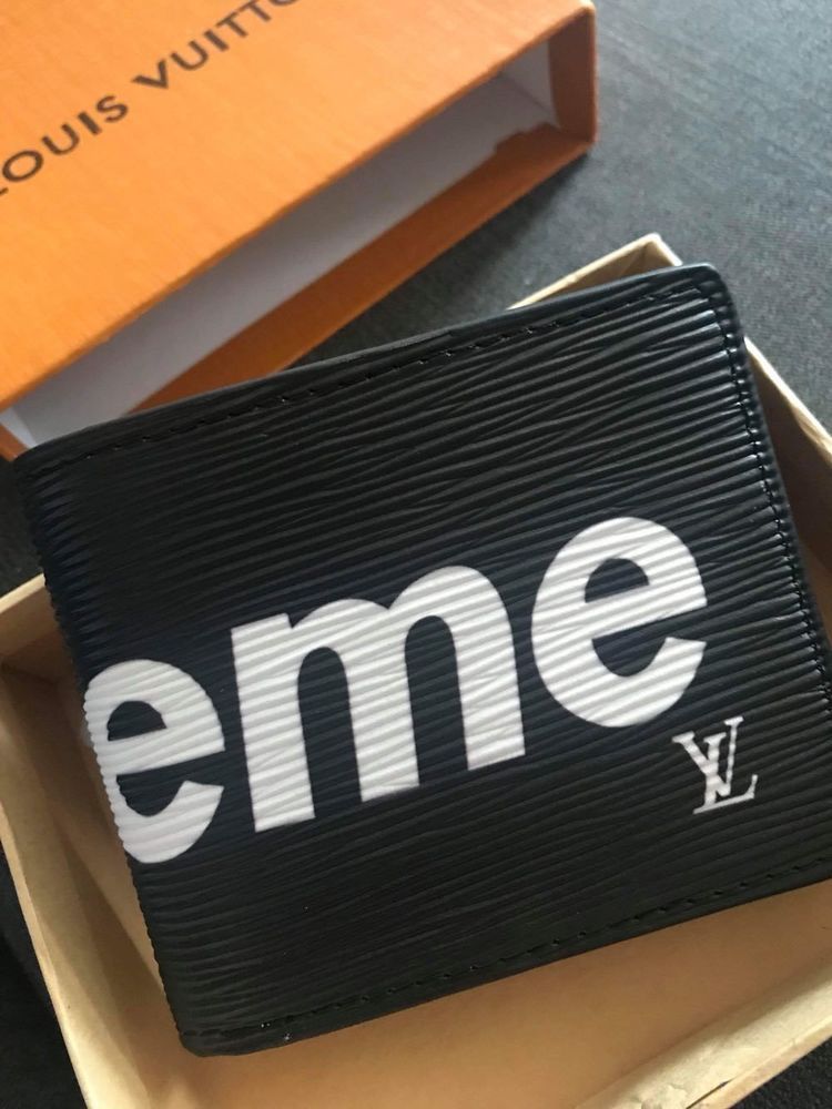 supreme men wallet