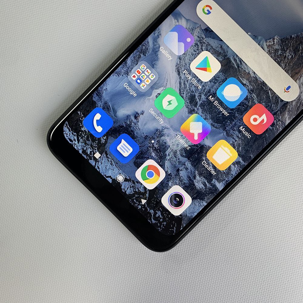 Xiaomi Redmi 8 - 4GB RAM 64GB ROM. 