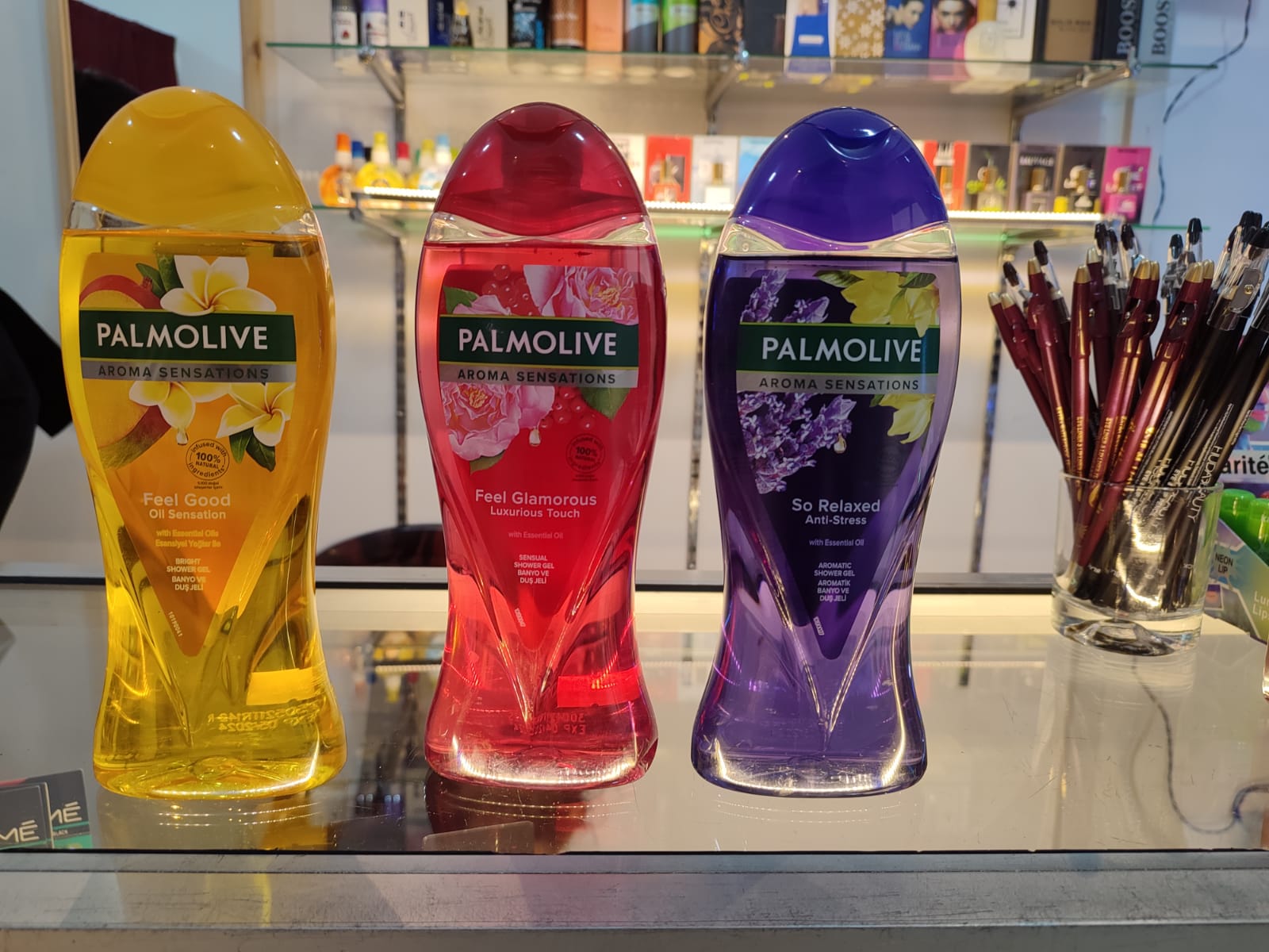 PALMOLIVE AROMA SENSATIONS  So Relaxed Anti Stress  with Essential Oil Shower Gel - 500ml. 