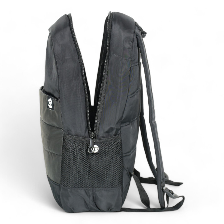 Gravity MemoryEase 16" Lightweight Laptop Backpack for Casual School Use with Multi-Compartment Design. 