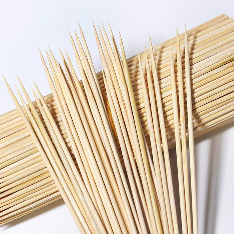50pcs Bamboo Stick Food Grade Bamboo Skewer Sticks Disposable Natural Wood Long Stick For Barbecue Fruit BBQ Tools. 