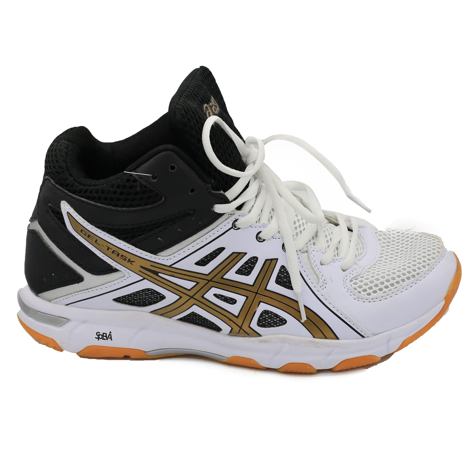 long lasting tennis shoes