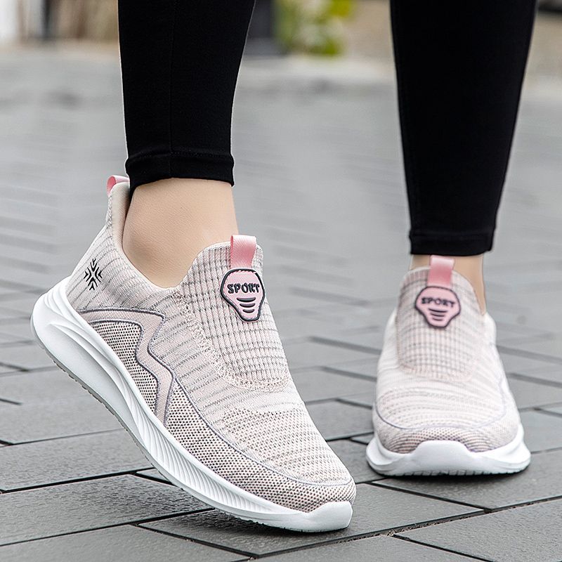 Comfortable Shoes for the Old Summer Slip-on Casual Mom Shoes Soft Bottom Non-Slip Walking Shoes Middle-Aged and Elderly Breathable Sneakers. 