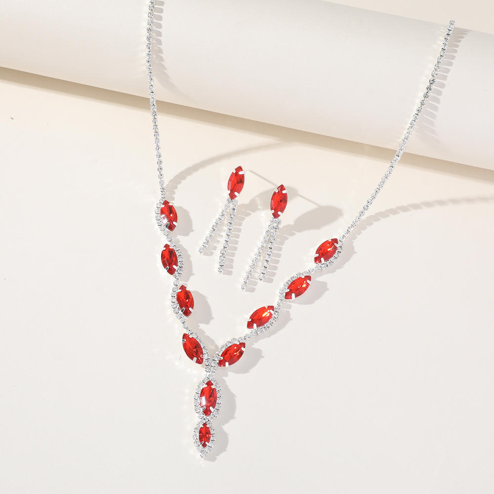Elegant Bridal jewelry set Charming Jewelry set Wedding necklace Earring set for Party accessory Festival jewelry Bridal wear Evening elegance Gift for ladies. 