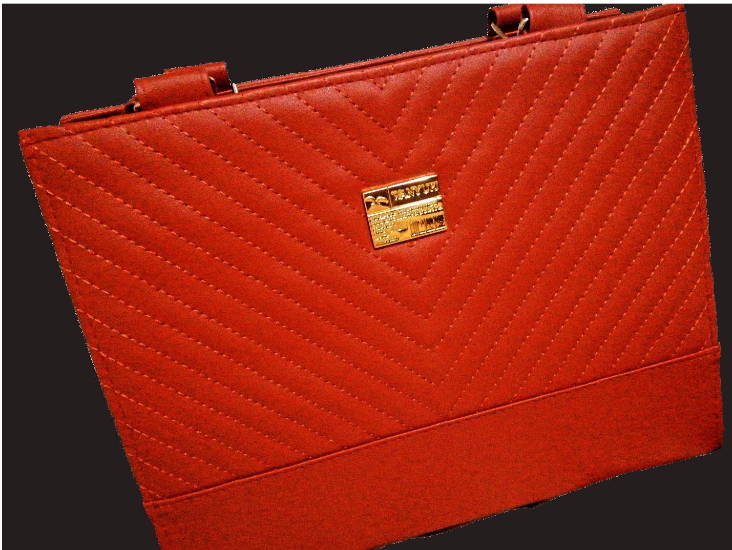 Ladies casual wear Box shaped Handbag. 