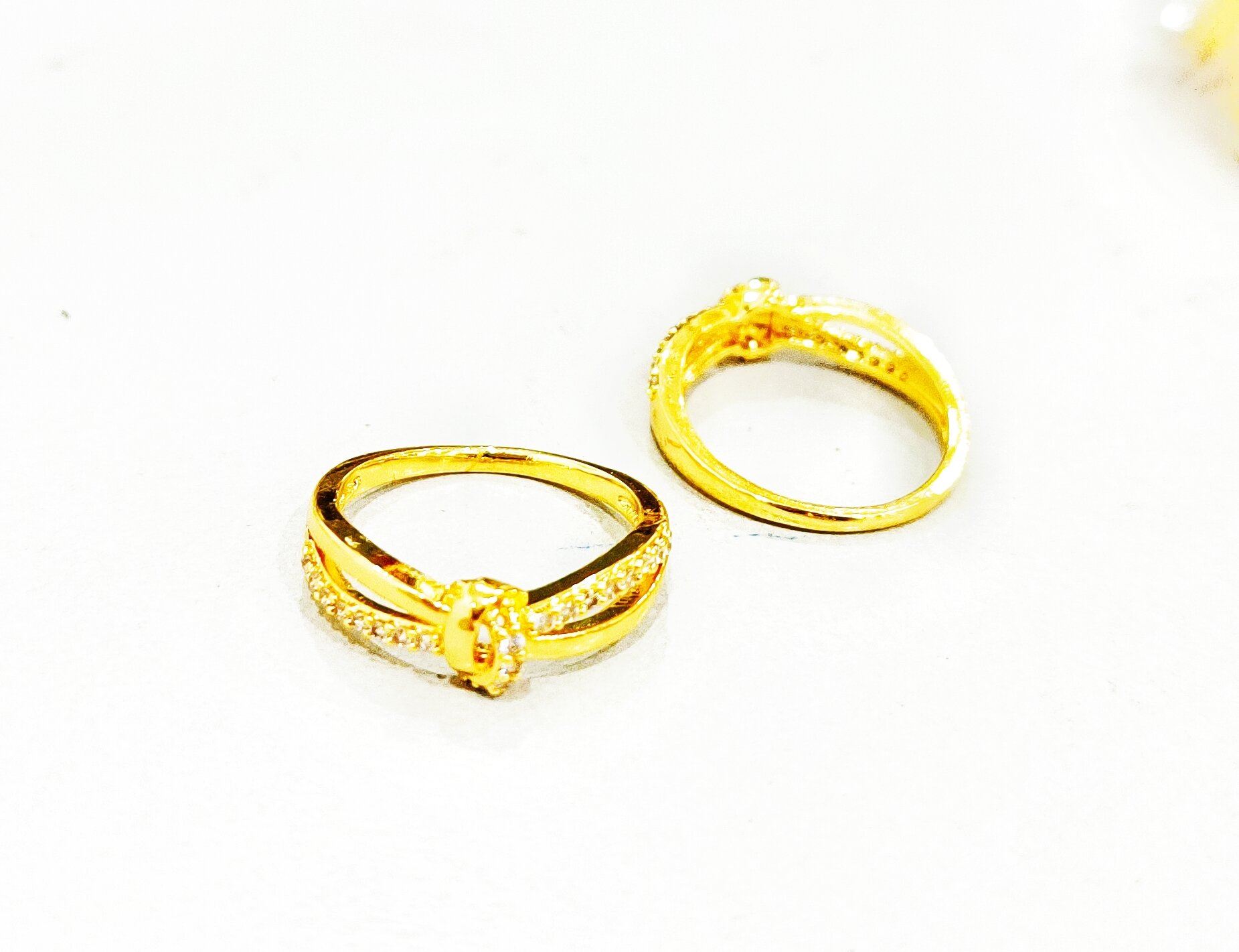 Cincin ring zircon emas Bangkok. 