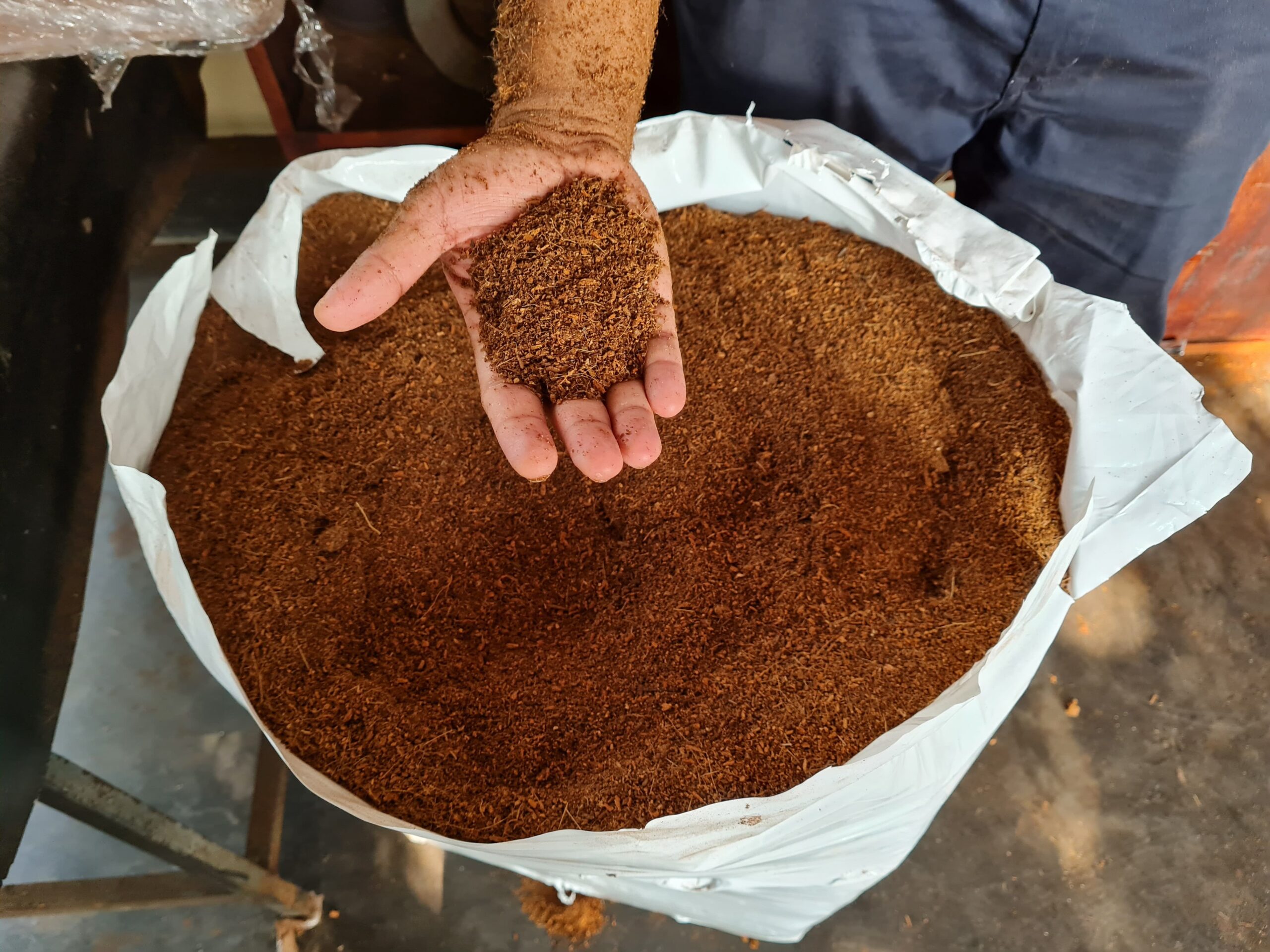 coco peat 5kg bag. 