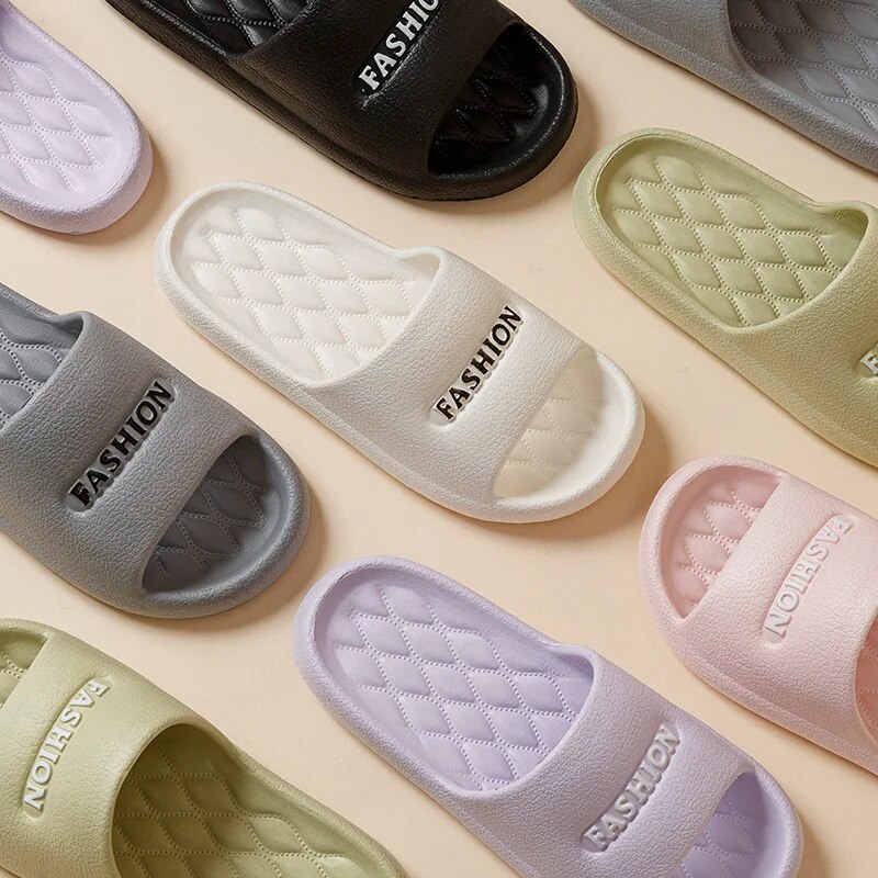 【WEJA】Fashion Summer Eva Slippers Summer Women Thick Soles Non-slip Home Indoor Outdoor Couple Slippers Bath Flip Flops. 