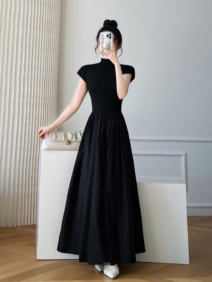 【ZOSR】Black Dress for Women Korean Style Short Sleeve Slim Fitting Retro Casual Longdress. 