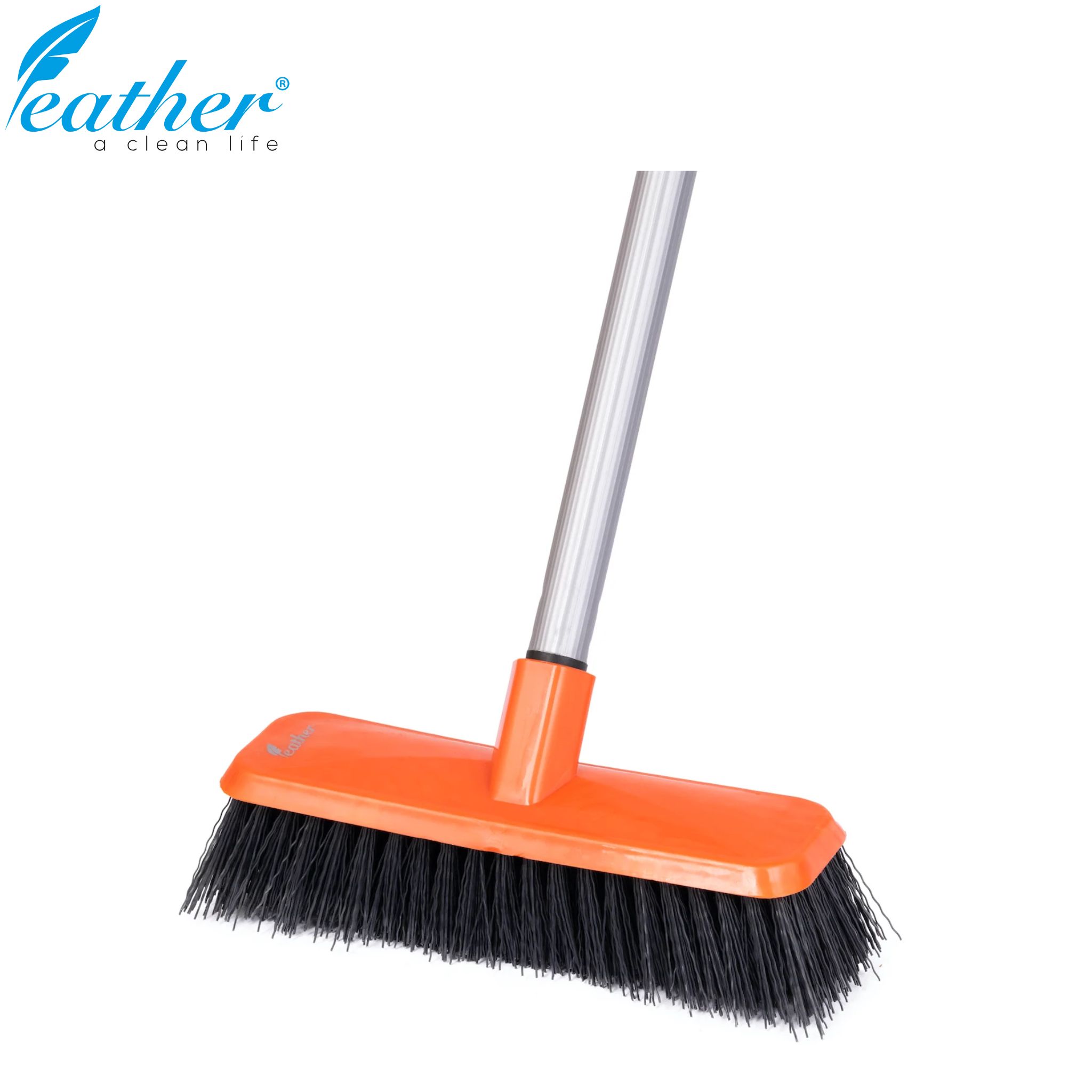 BATHROOM BRUSH LONG WITH 120CM PLASTIC COATED METAL HANDLE - FEATHER. 