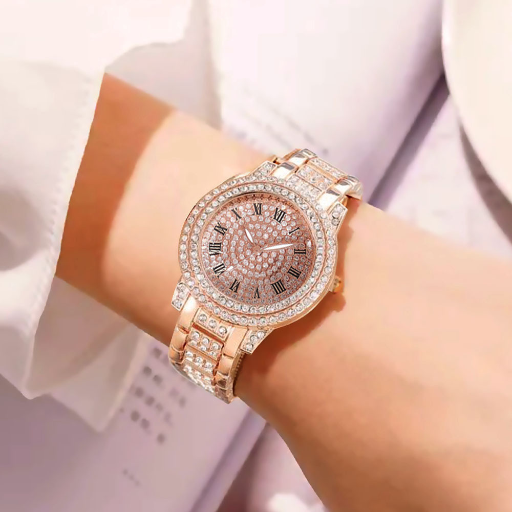 Montre à quartz Full Sky Star pour femme avec bracelet en acier entièrement diamanté et chiffres romains brillants_voghion.com
