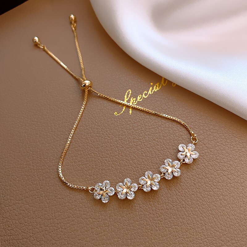 luxury flower bracelet