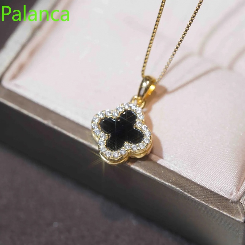 HOT Zircon Four-leaf Clover Necklace Double Sided Shell Clavicle Necklace. 