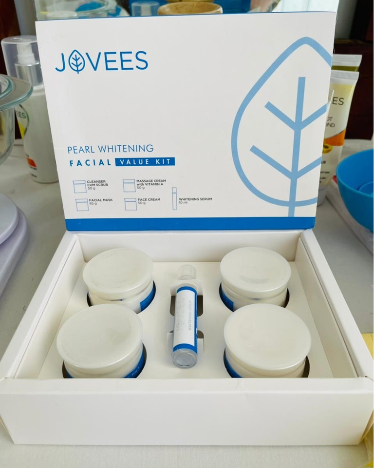 Jovees deals facial kit