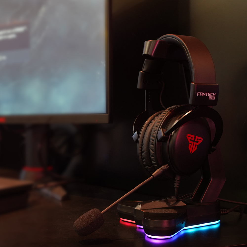 FANTECH AC3001s TOWER Headset Stand. 