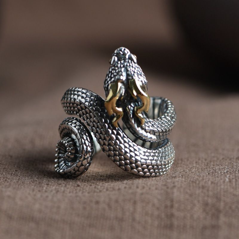 Domineering Vintage Silver Color Snake Ring For Man Snake Handmade Men's Ring National Tide Necklace Pendant Jewelry Accessories. 