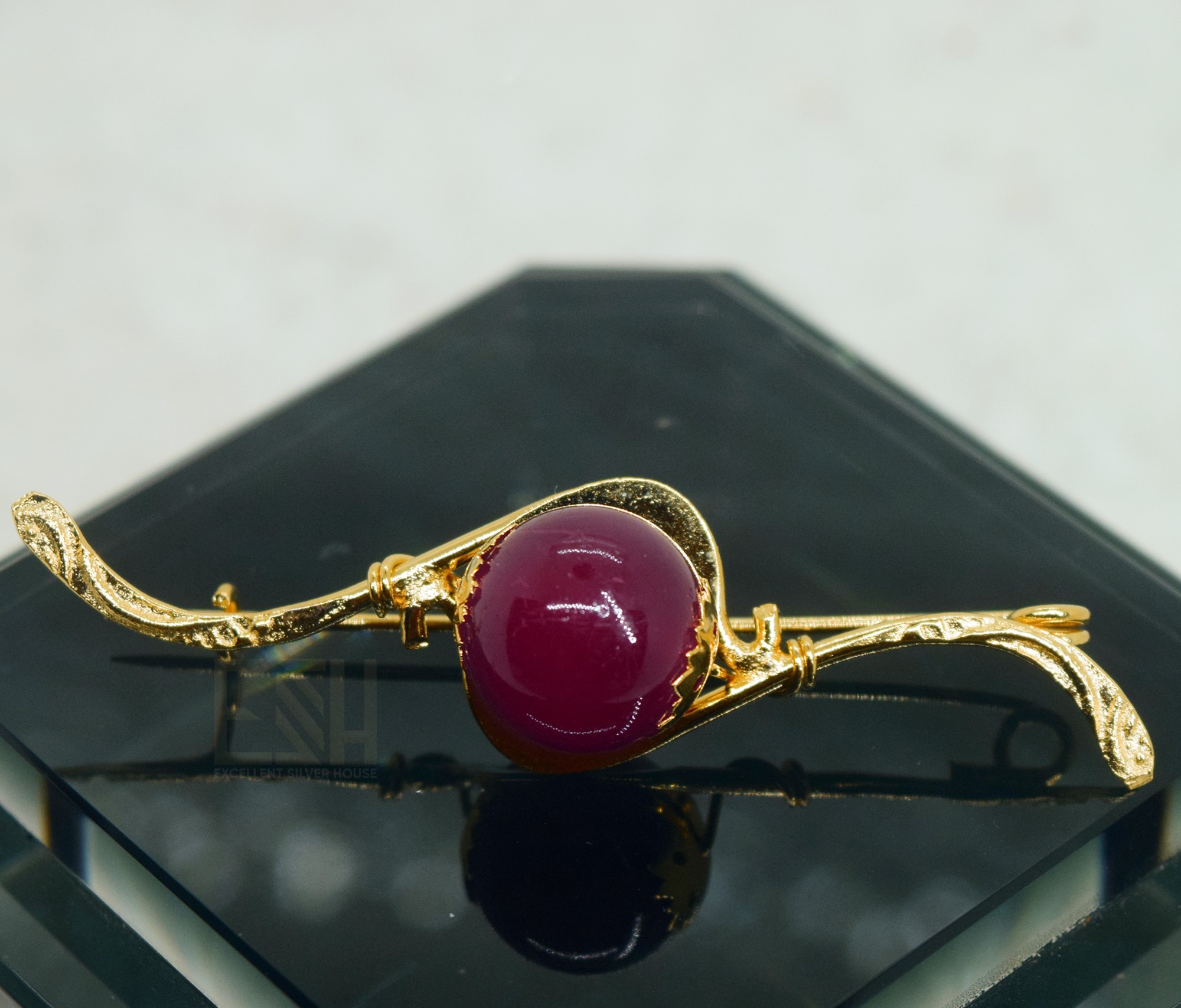 BOOM Agasthi Stone ESH Gold plated Stylish & Charm saree Brooch / Saree Pin With Agasthi Stone For Women. 