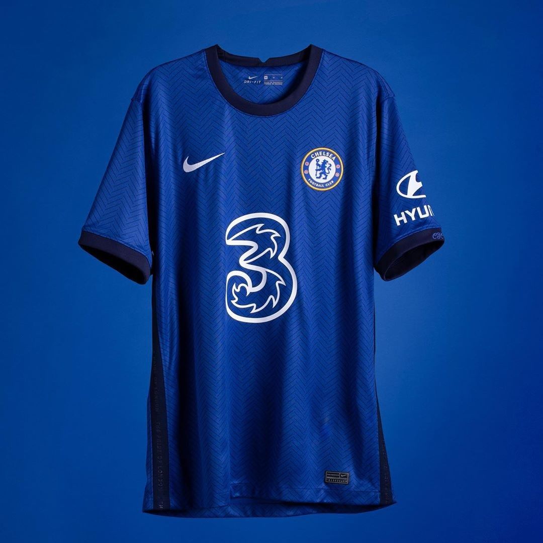 chelsea 100 years kit