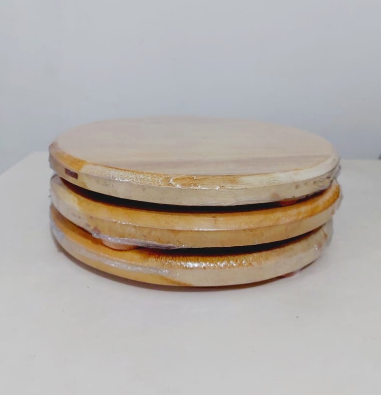 Natural Eco Friendly Round Wood Cutting Board 25.5cm Chopping Board With Legs. 
