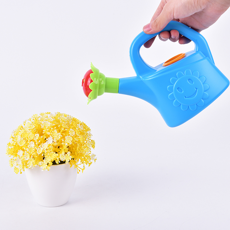 Sprinkler Watering Can Cute Cartoon Kids Plastic Flowers Bottle Beach Spray Toy Sunlight Mall. 
