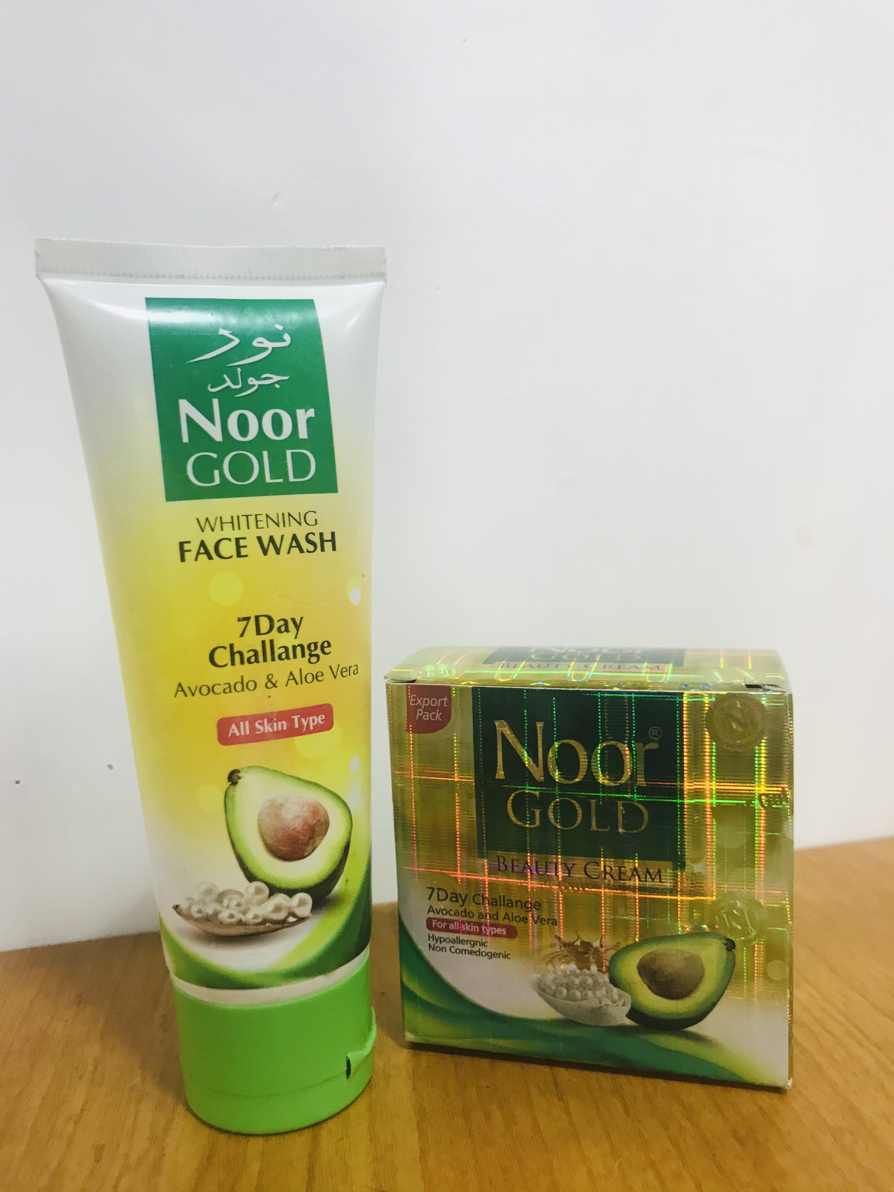 noor gold face wash