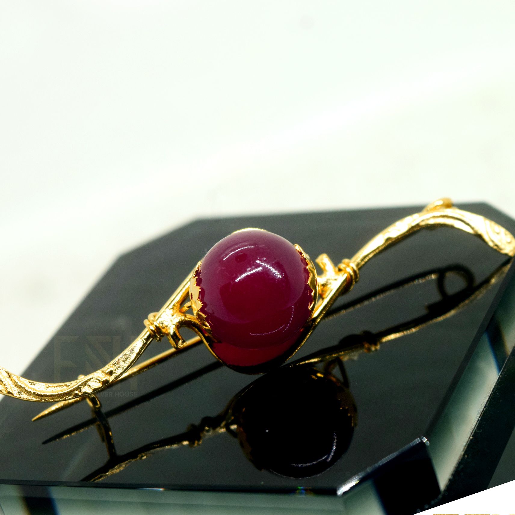 BOOM Agasthi Stone ESH Gold plated Stylish & Charm saree Brooch / Saree Pin With Agasthi Stone For Women
