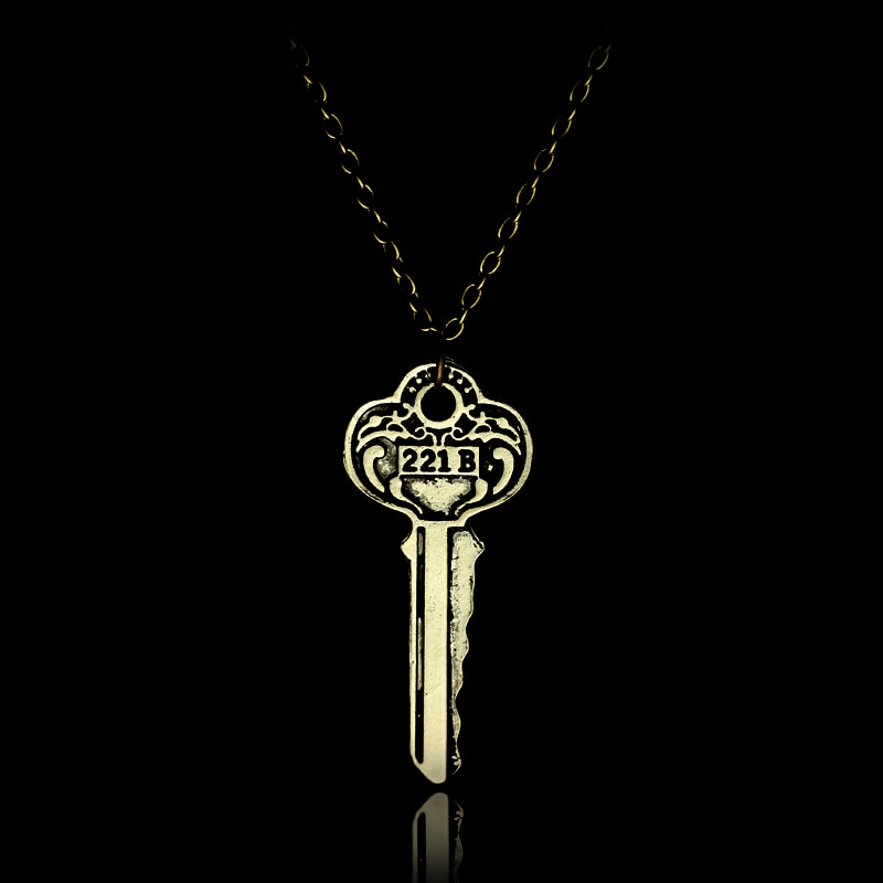 【IKE】Sherlock 221b House Key Necklace Vintage Color Key Shape Pendant Necklaces For Women Men Fans Jewelry Cosplay Gifts Accessories. 
