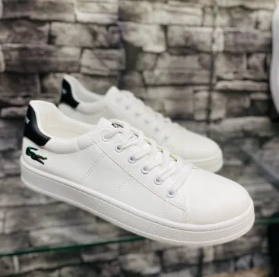 Lacoste hot sale couple shoes