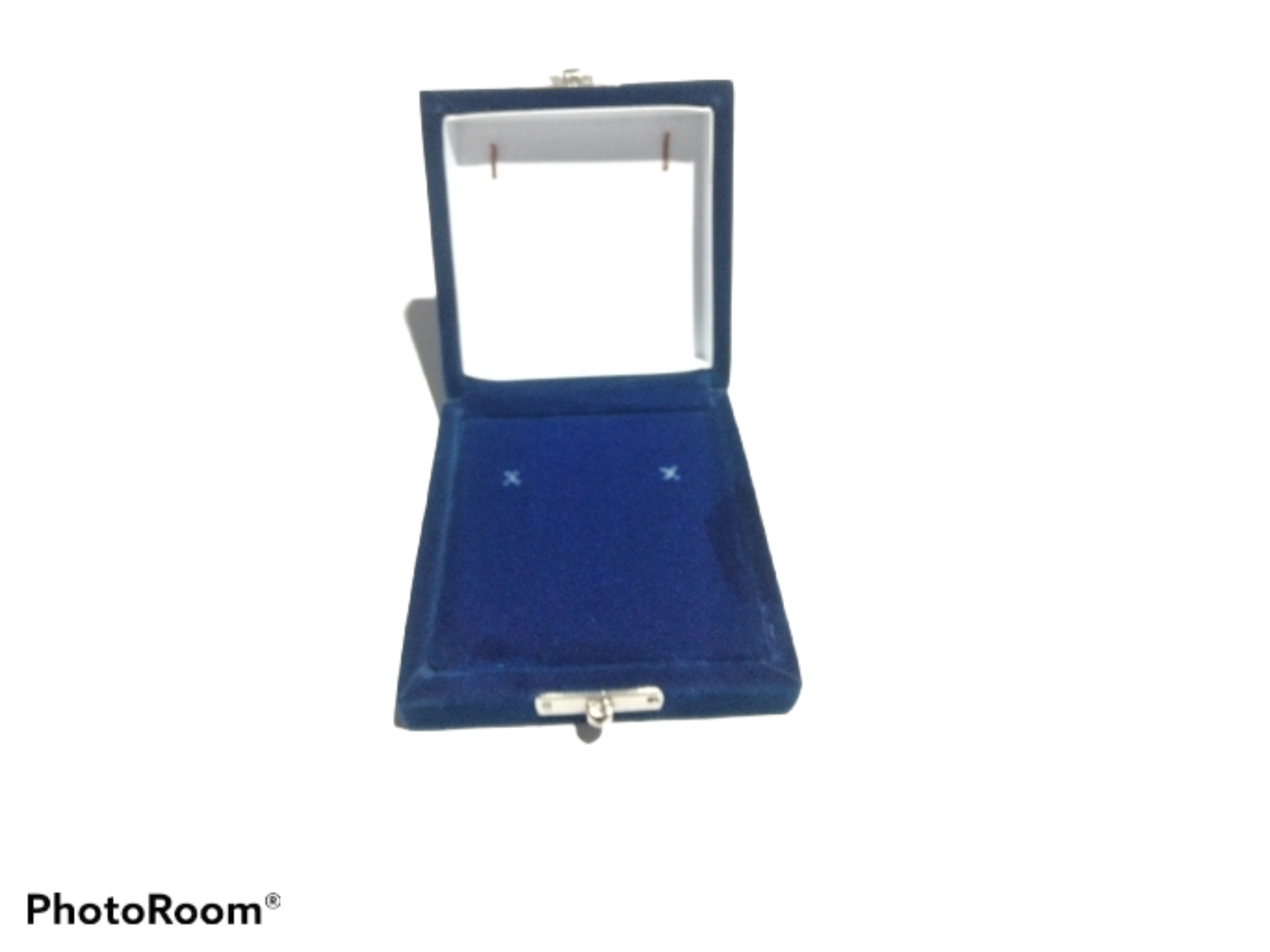Galore Ring, Velvet Skinned  Jewellery Boxes Medium. 