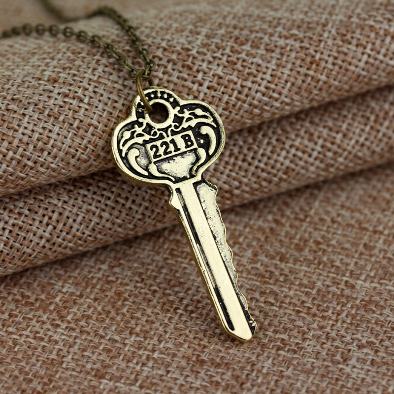 【IKE】Sherlock 221b House Key Necklace Vintage Color Key Shape Pendant Necklaces For Women Men Fans Jewelry Cosplay Gifts Accessories. 