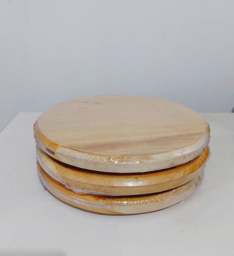 Natural Eco Friendly Round Wood Cutting Board 25.5cm Chopping Board With Legs. 