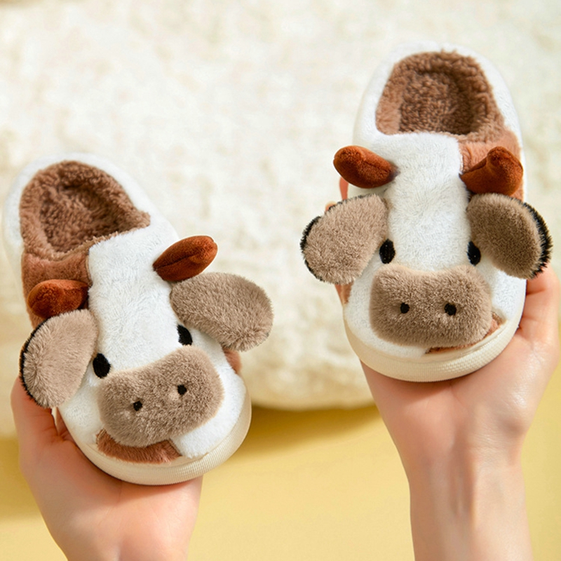 【ZIME】Cyprus Winter Cartoon Couple Slippers Home Fur Slippers Women Warm Cotton Slippers Cute Cow Indoor Thickening. 