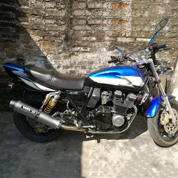 WRS Motorcycle Exhaust Pipe Muffler For Hornet Jade  CBR250 CB400. 