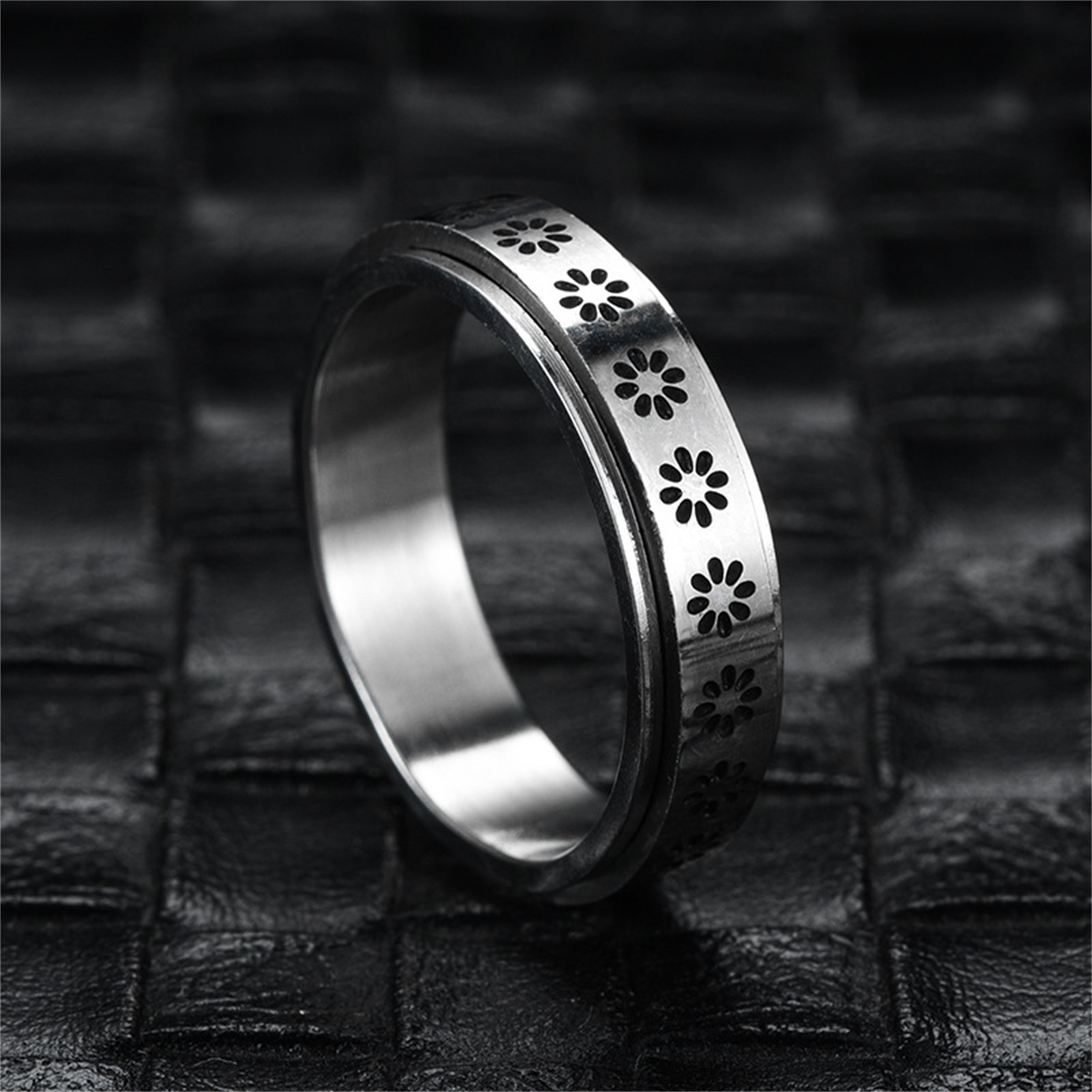 Spinner Rings Long Lasting Adult Spinner Fidget Band Rings. 