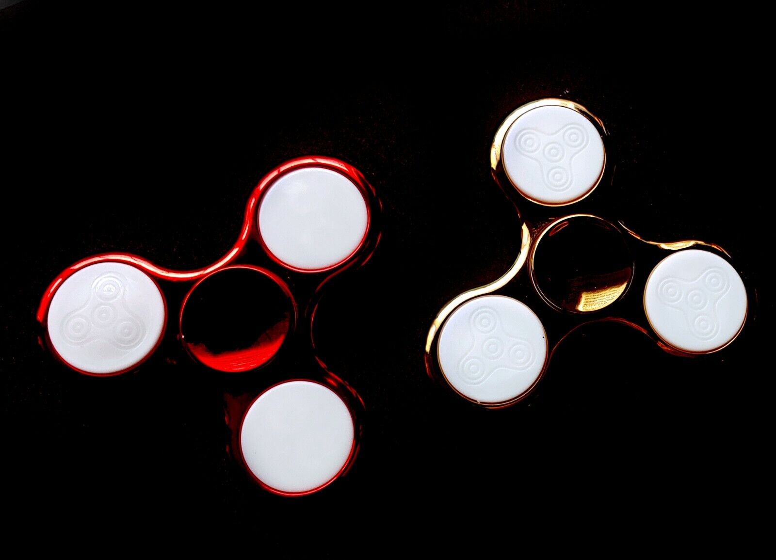 Luminous LED Fidget Spinner Hand Top Spinners Glow in Dark Light EDC Figet Spiner Finger Stress Relief Toys For Kids. 