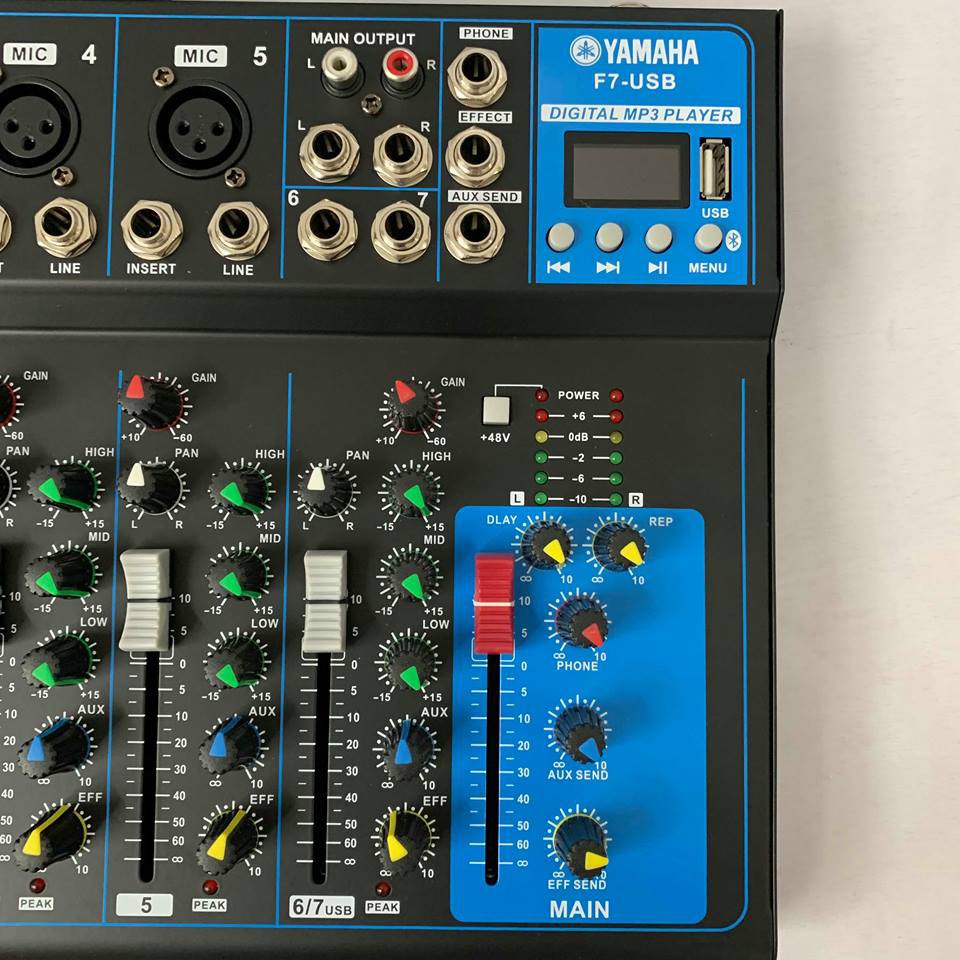 Yamaha F7-USB-BLK 7 Channel Professional Mixer MP3 player with USB port, Bluetooth (Black). 