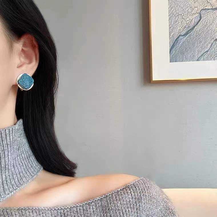 Morandi Square Earrings New Girl Earings Accessories. 