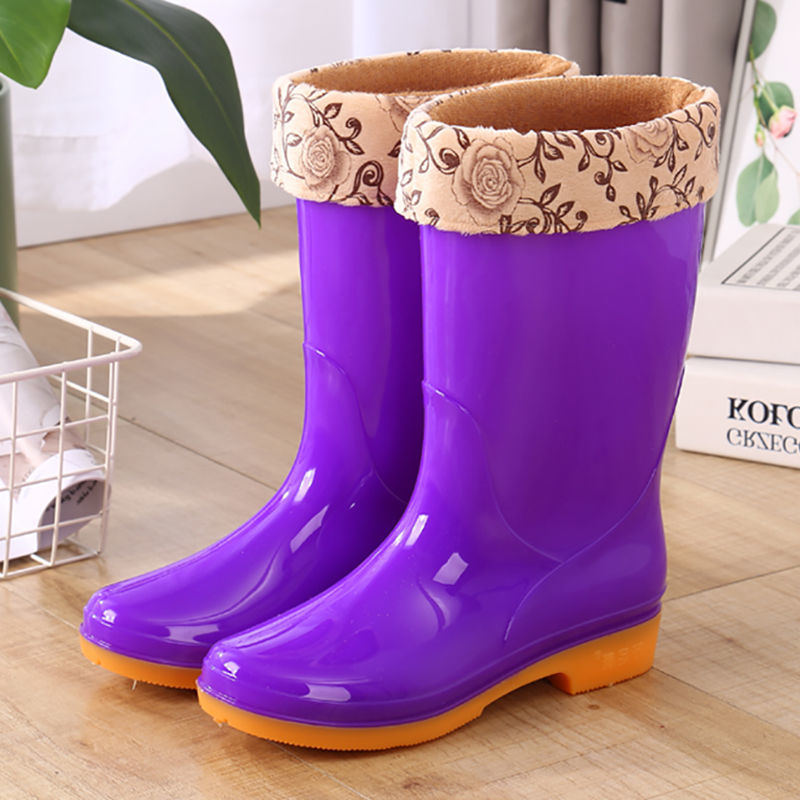 Middle Tube Non-Slip Rain Shoes Rain Boots Female Summer Fashion Waterproof  Shoes Kitchen Work Rubber Shoes Laundry Rubber Boots Shoe Cover: Buy Online  at Best Prices in SriLanka 