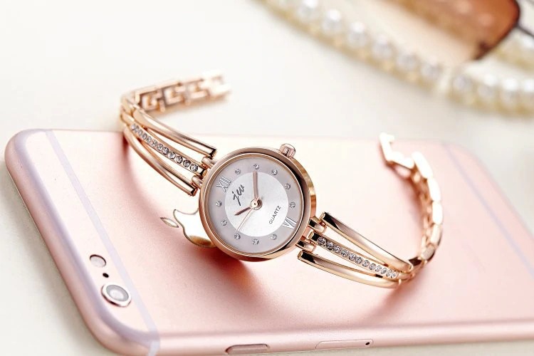 JW Quartz Fashion Rhinestone Watch Women Luxury Brand Stainless Steel Bracelet watch Ladies Dress Watches. 