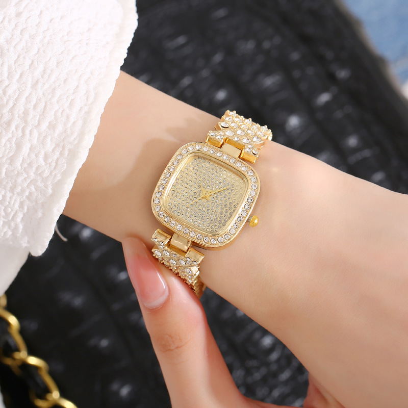 Μοντέρνο τετράγωνο μοντέρνο γυναικείο ρολόι χαλαζία από κράμα με ένθετο διαμαντιών_voghion.com