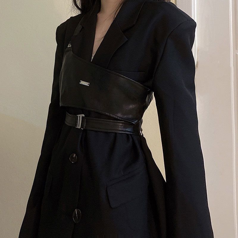 Bandage Dress Artifact Niche Design Fashionable Leather Vest Women's All-Match Simple Outer Wear Internet Celebrity Shoulder Vest Top. 